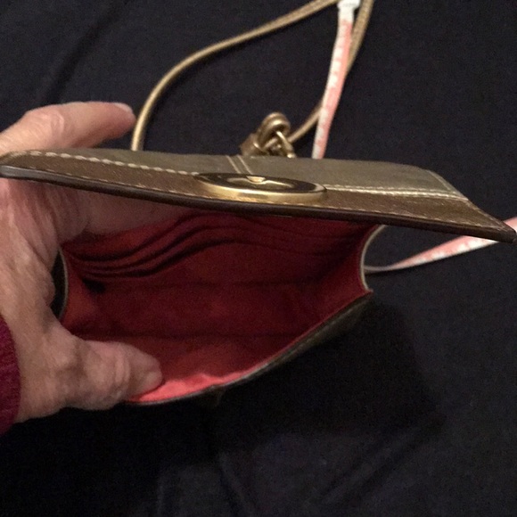 Gold Coach crossbody small bag - Picture 8 of 8